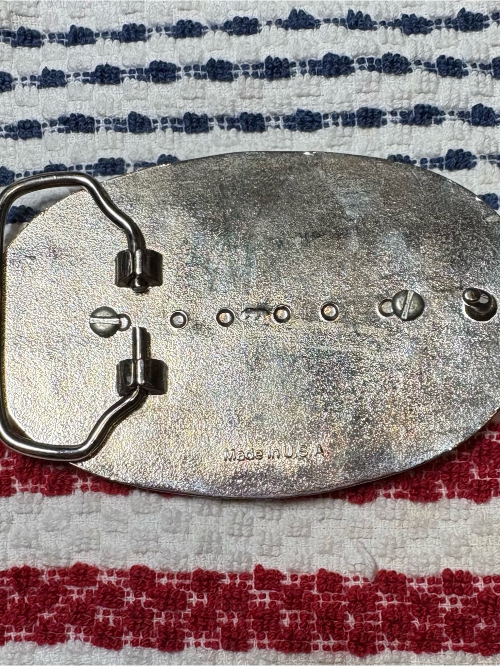🇺🇸1921 D Silver Dollar
Men’s Silver-Tone Oval Belt Buckle - Made in USA - Picture 2 of 2
